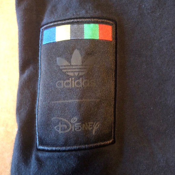 ADIDAS x Disney Goofy Shirt - Picture 2 of 4